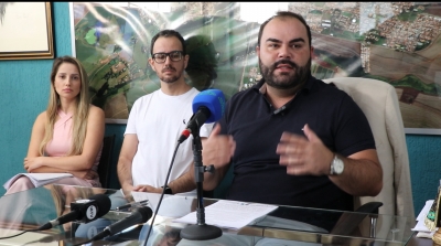 Prefeito de Santa Cruz do Rio Pardo anuncia retomada do Concurso Público suspenso