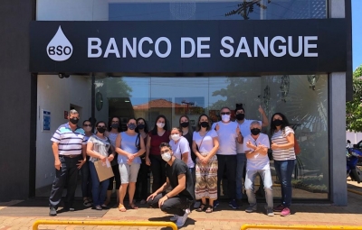 Servidores do apoio escolar protestam e cobram valorização ao Governo de SP 