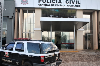Homem relata furto após deixar mulher usar banheiro de casa em Ourinhos