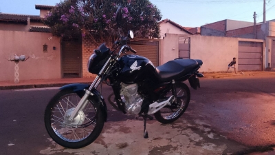 Motocicleta é furtada em Ourinhos