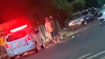 Homem é morto com cinco tiros no rosto em meio a aglomeração em tabacaria na região