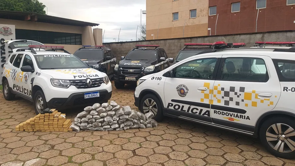 Grupo é preso com mais de 70 quilos de maconha e haxixe em rodovia na região 
