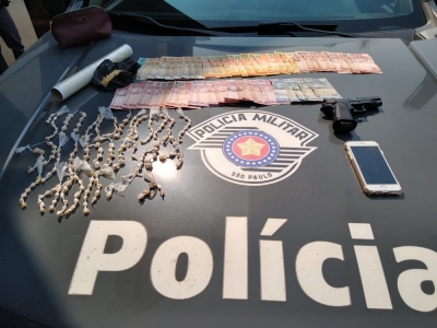 Jovem é preso com mais de 200 porções de crack em Santa Cruz do Rio Pardo