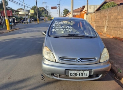 Carro furtado de revenda é encontrado em Ourinhos 
