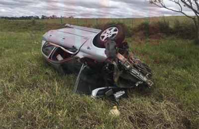 Homem morre em capotamento na Rodovia Castelo Branco em Santa Cruz do Rio Pardo 