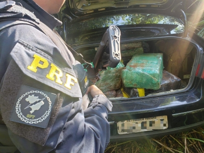 PRF apreende 483 quilos de maconha em Santo Antônio da Platina