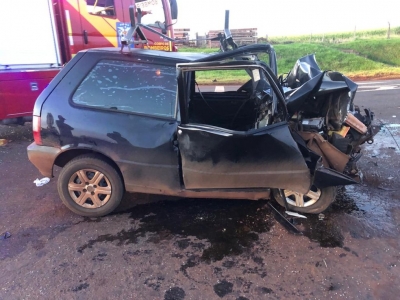 Veículo com placas de Ourinhos se envolve em acidente com duas mortes no Paraná