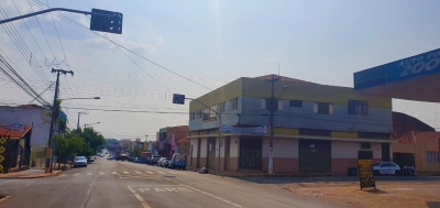 Prefeitura de Ourinhos instala semáforo no cruzamento da Av. Jacinto Sá com a Domingos Perino