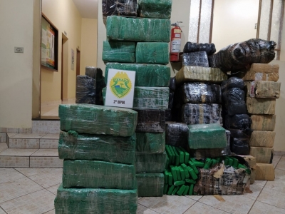 Mais de uma tonelada de maconha é apreendida em Santo Antônio da Platina