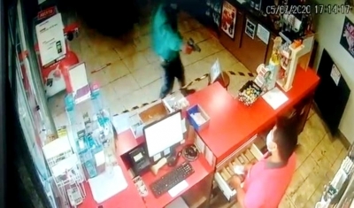 Câmeras flagram assalto a posto de combustíveis na região: veja o vídeo