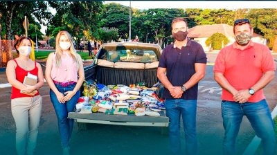 Prefeitura de Salto Grande recebe doações de alimentos durante vacinação contra a Covid