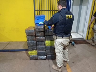 Homem é preso transportando 360 quilos de maconha na BR-153 em Ourinhos 
