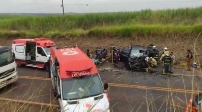 Um morre e três ficam feridos em colisão na BR-369 entre Bandeirantes e Santa Mariana, no norte do Paraná