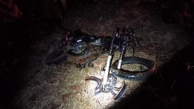 Uma pessoa morre e cinco ficam feridas em batida entre moto e carro no norte do Paraná