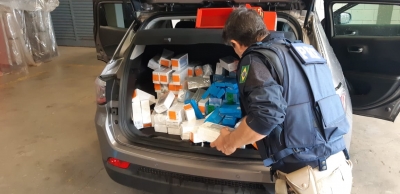 PRF apreende contrabando com casal e duas crianças em Ourinhos 