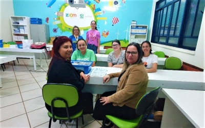 Colégio COC Jean Piaget de Ourinhos recebe visita de orientadora pedagógica da Zoom e destaca avanço na Educação Tecnológica