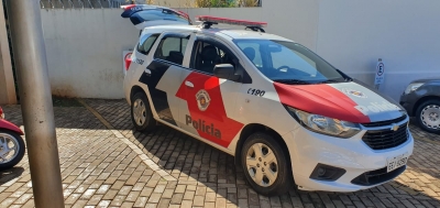 Homem é preso após esfaquear dois jovens em Ourinhos 