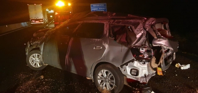 Acidente na SP-225 em Santa Cruz do Rio Pardo deixa dois feridos