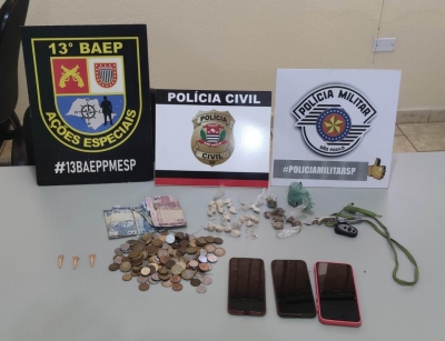  Operação policial resulta na prisão de mulher e fuga de companheiro acusados de tráfico de drogas em Salto Grande