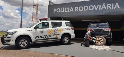 Operação apreende mais de R$ 1 milhão em dinheiro dentro de estepe de caminhonete na Raposo Tavares 