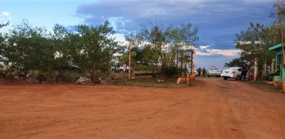 Com a Polícia Militar, caminhões são retirados do aterro e protesto dos coletores de lixo é interrompido em Ourinhos 