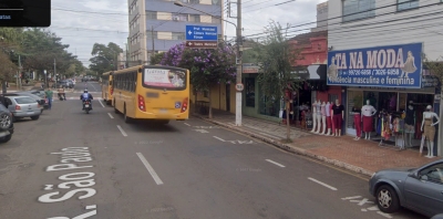 Homem causa danos a imobiliária em Ourinhos e é levado à UPA após incidente