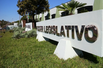 Vereadores votam projeto que pretende criar cargo comissionado ‘provisório’ na Câmara Municipal de Ourinhos 