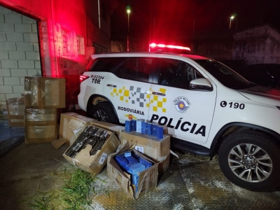 Polícia Rodoviária prende motorista por tráfico de medicamentos e contrabando em Palmital