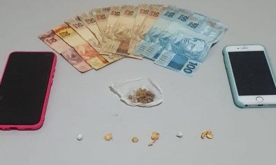 Casal é preso por tráfico de drogas em Ourinhos; criança de 8 anos estava no carro com os suspeitos