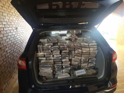 Homem é flagrado transportando mais de 270 quilos de cocaína em Ourinhos 