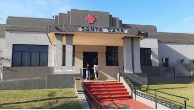 Santa Casa de Ourinhos fecha leitos de UTI SUS para pacientes com Covid-19; a partir de amanhã, 1º, pacientes com Covid que precisarem de UTI serão encaminhados para Marília via CROSS