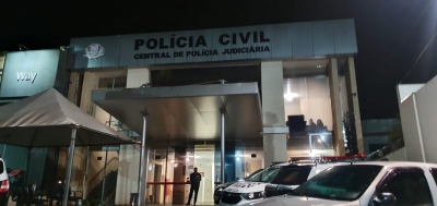 Bandidos assaltam casa em Timburi 
