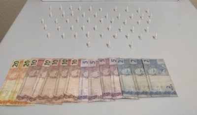 Polícia Militar apreende pinos com cocaína e dois são presos em Ourinhos 