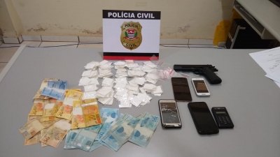 Casal é preso com grande quantidade de cocaína em Ipaussu 