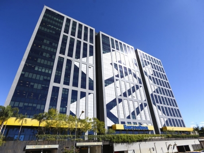 Banco do Brasil abre concurso para 4.480 vagas de escriturários;  são oferecidas 14 vagas para microrregião de Ourinhos