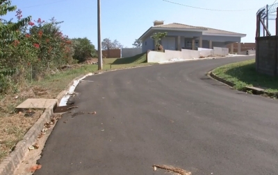 Menina é internada depois de ser atropelada por boi na região 