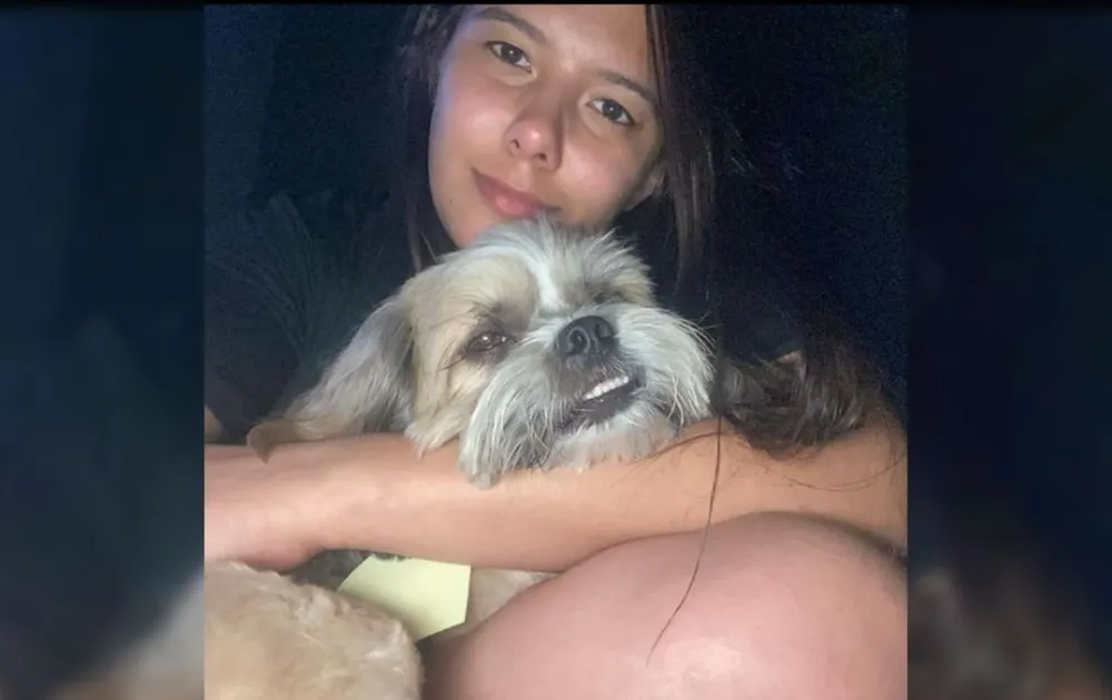 Mulher que morreu atropelada junto com o cachorro é sepultada na região 