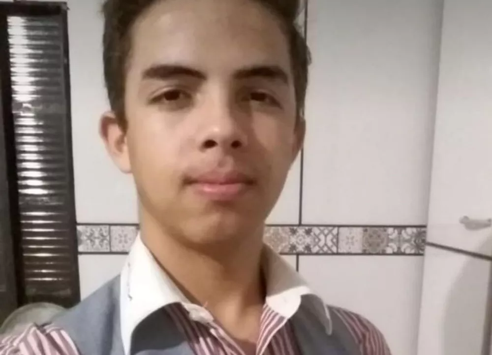 Bombeiros fazem buscas em mata por adolescente de 15 anos que desapareceu na região 