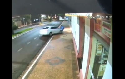Homem é atropelado por padre em Santa Cruz do Rio Pardo; vídeo