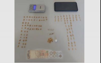  Homem é preso com drogas em Ourinhos