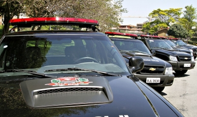 Polícia de SP cumpre mandados contra supostos desvios na área da saúde