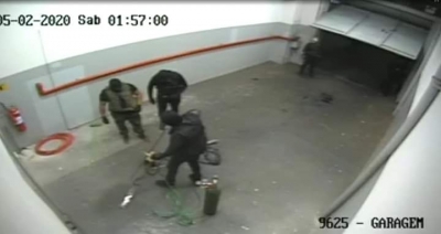 Imagens de dentro da agencia do Banco do Brasil durante assalto em Ourinhos são divulgadas