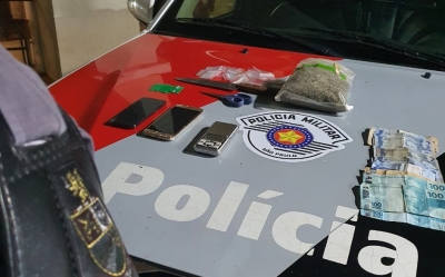 Policiais prendem dupla que traficava com Vectra prata em Ourinhos 