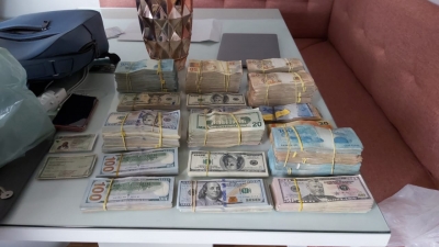 Polícia Civil deflagra operação contra organização criminosa que extorquiu R$ 24 milhões com falsos namoros virtuais