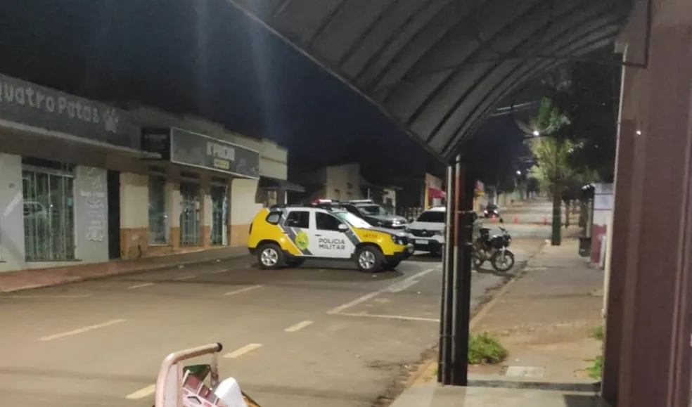 Duas agências bancárias são invadidas e caixas eletrônicos são explodidos no norte do Paraná