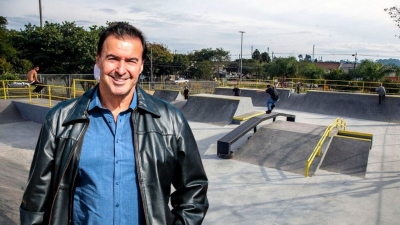 Prefeito Mário Rosa anuncia início da construção da pista de skate em Salto Grande 
