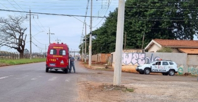 Acidente entre moto e carro deixa uma pessoa ferida em Ourinhos