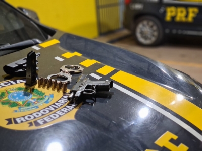 Vendedor é preso após ser flagrado embriagado e com arma de fogo na BR-153 em Ourinhos 