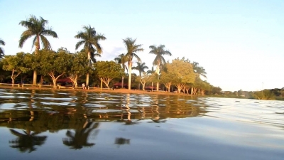 Homem morre após se afogar no rio Tietê em prainha na região