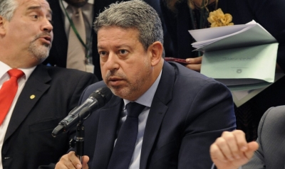 Com apoio de Bolsonaro, Arthur Lira, do PP, é eleito presidente da Câmara em 1º turno 